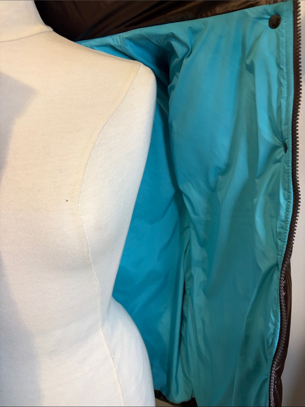 FABLETICS Metallic Brown Puffer Vest with Blue Interior SIZE LARGE - Picture 11 of 13